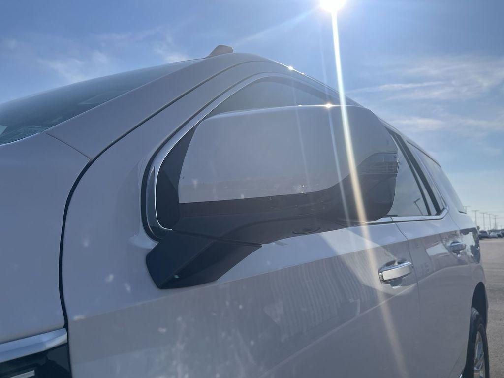 used 2024 GMC Yukon car, priced at $64,026