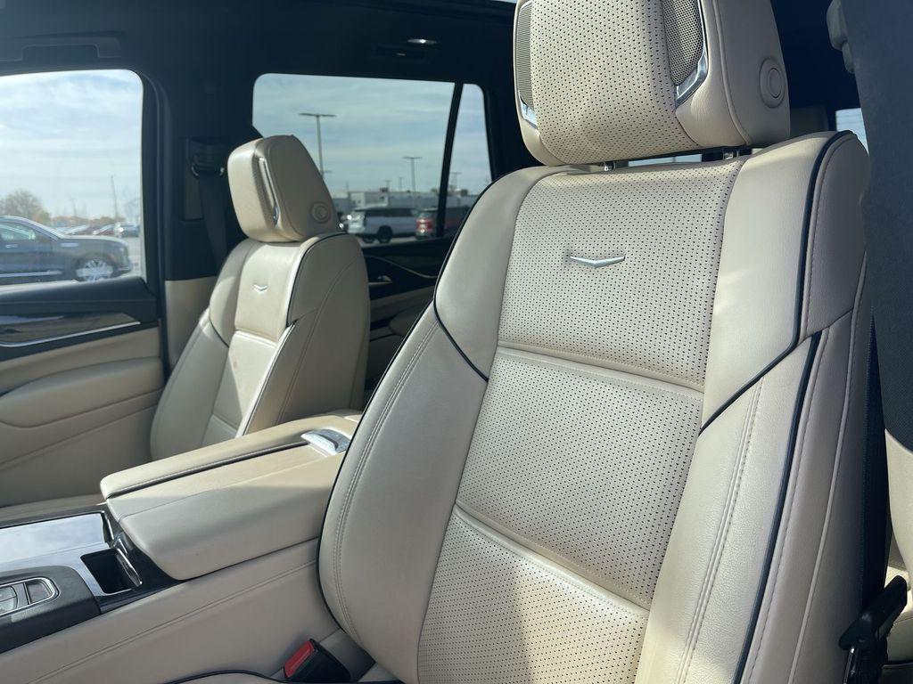 used 2022 Cadillac Escalade car, priced at $60,925