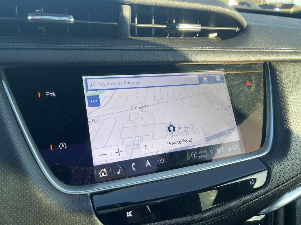 used 2022 Cadillac XT5 car, priced at $31,885