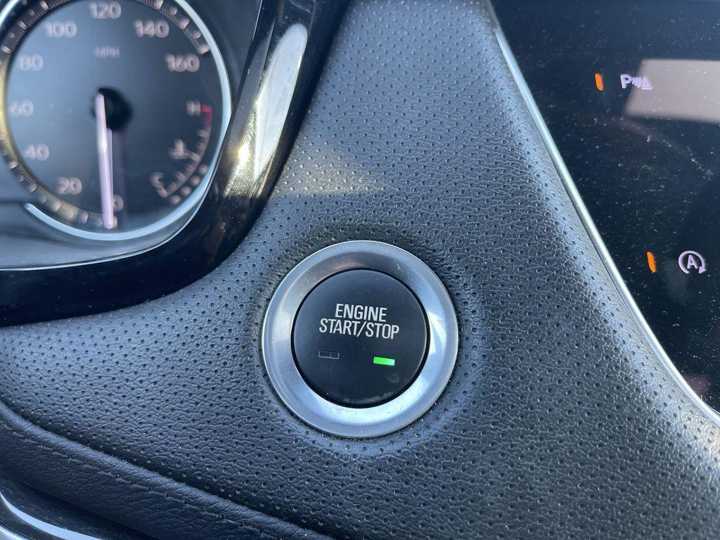 used 2022 Cadillac XT5 car, priced at $31,885