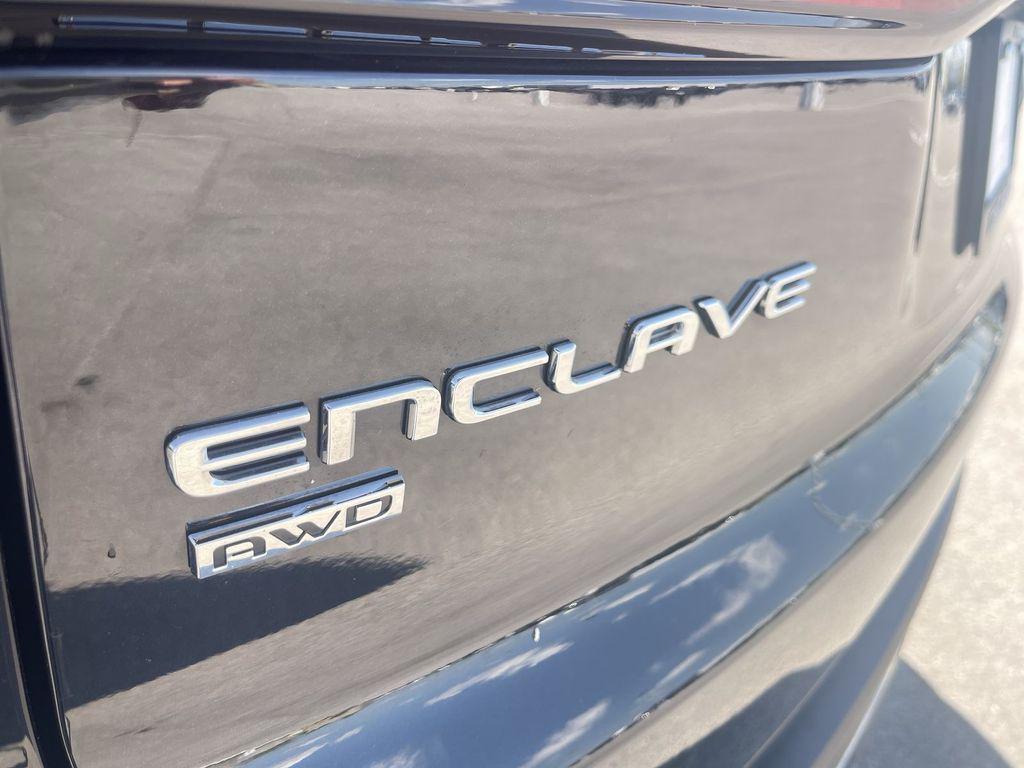 used 2025 Buick Enclave car, priced at $41,551