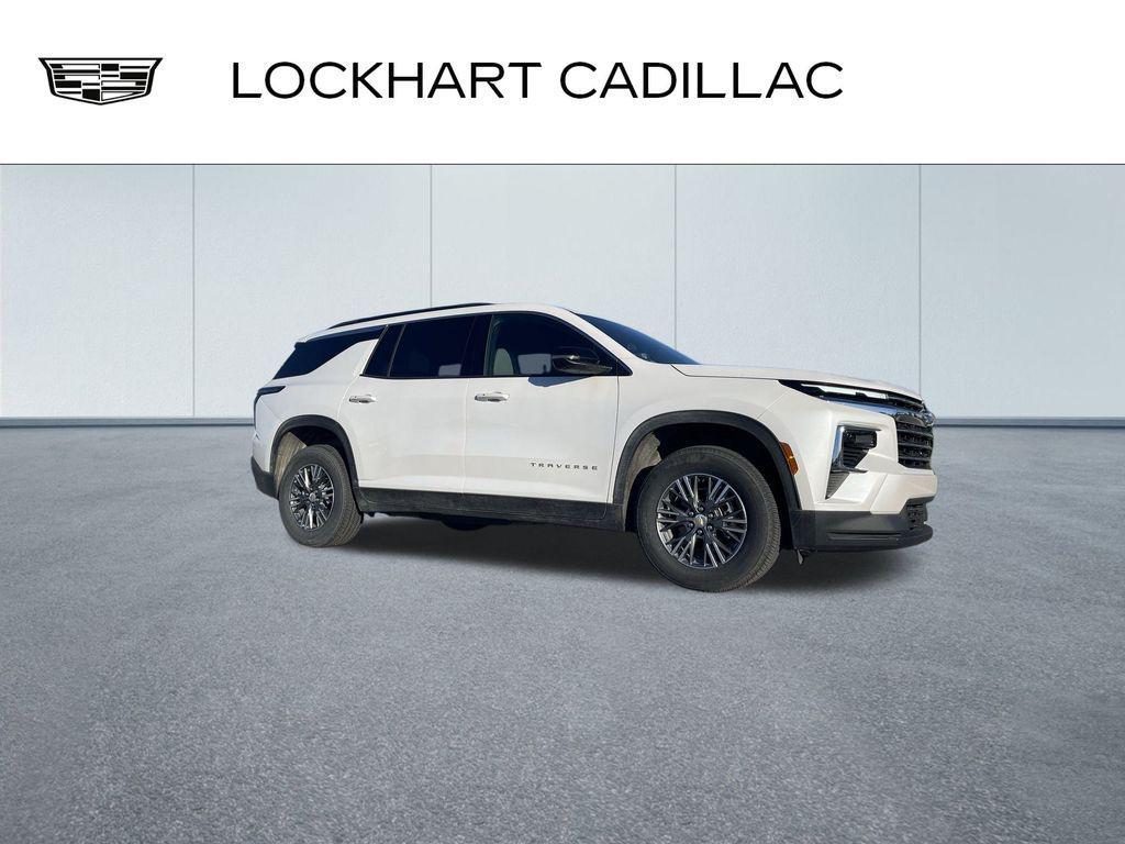 used 2024 Chevrolet Traverse car, priced at $36,640