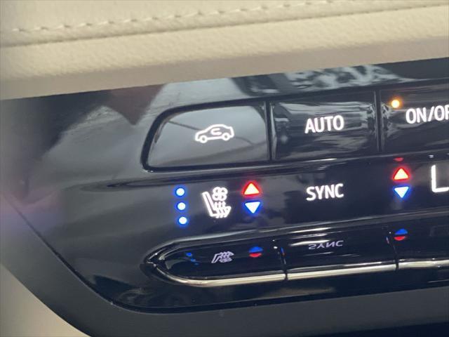 used 2023 Buick Envision car, priced at $32,864