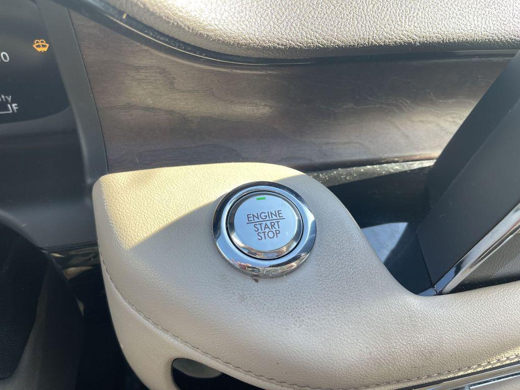 used 2023 Lincoln Aviator car, priced at $41,602