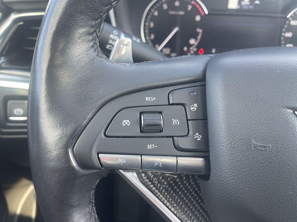 used 2023 Cadillac XT6 car, priced at $37,695