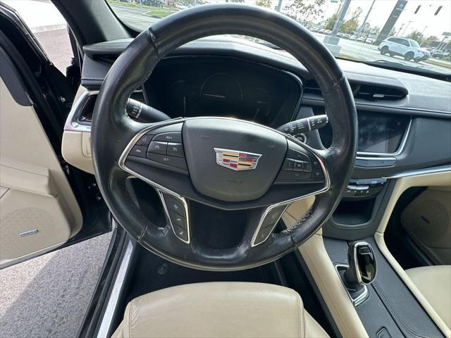 used 2019 Cadillac XT5 car, priced at $25,000