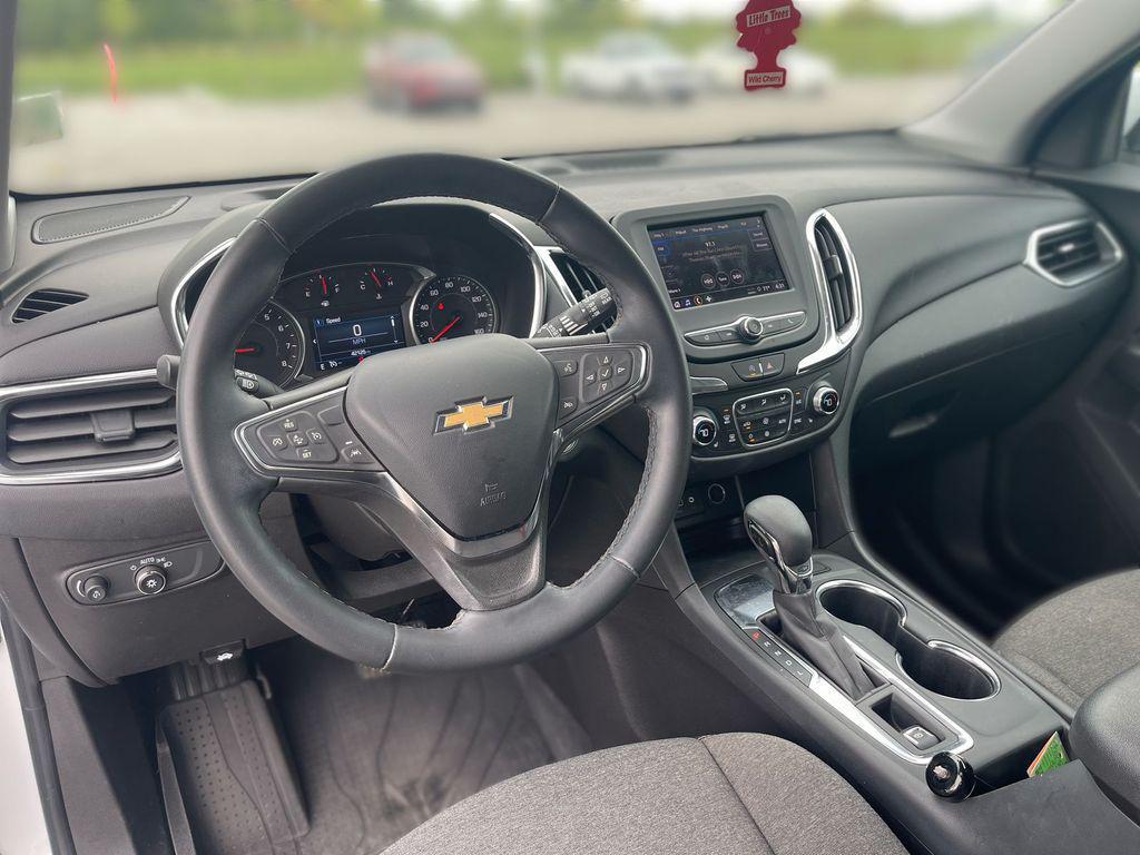 used 2024 Chevrolet Equinox car, priced at $21,877