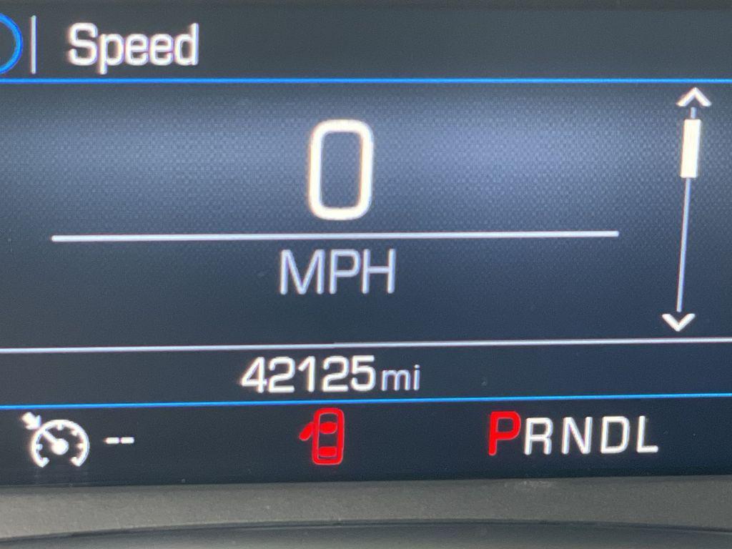 used 2024 Chevrolet Equinox car, priced at $21,877