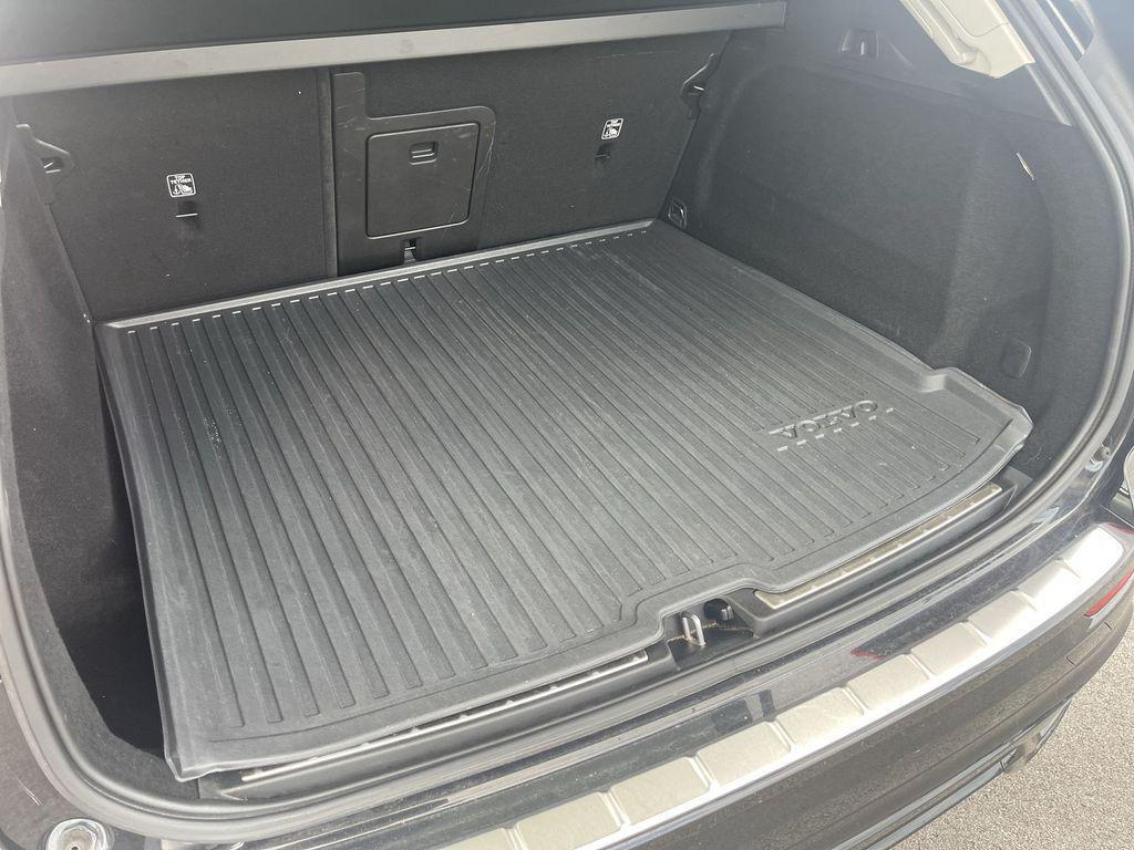used 2024 Volvo XC60 car, priced at $35,908