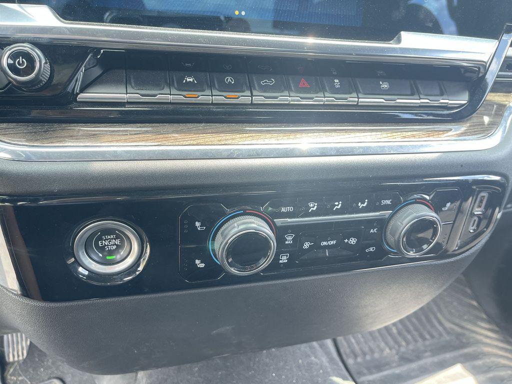 used 2024 Chevrolet Silverado 1500 car, priced at $38,450