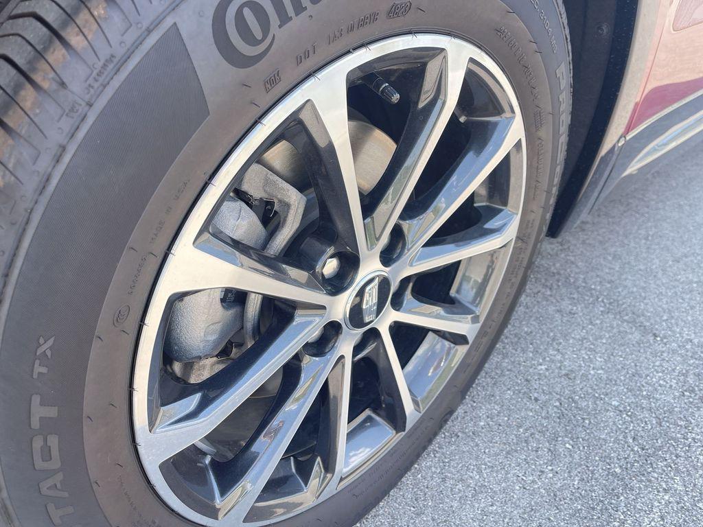 used 2024 Cadillac XT4 car, priced at $41,037