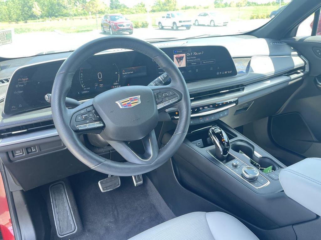 used 2024 Cadillac XT4 car, priced at $41,037