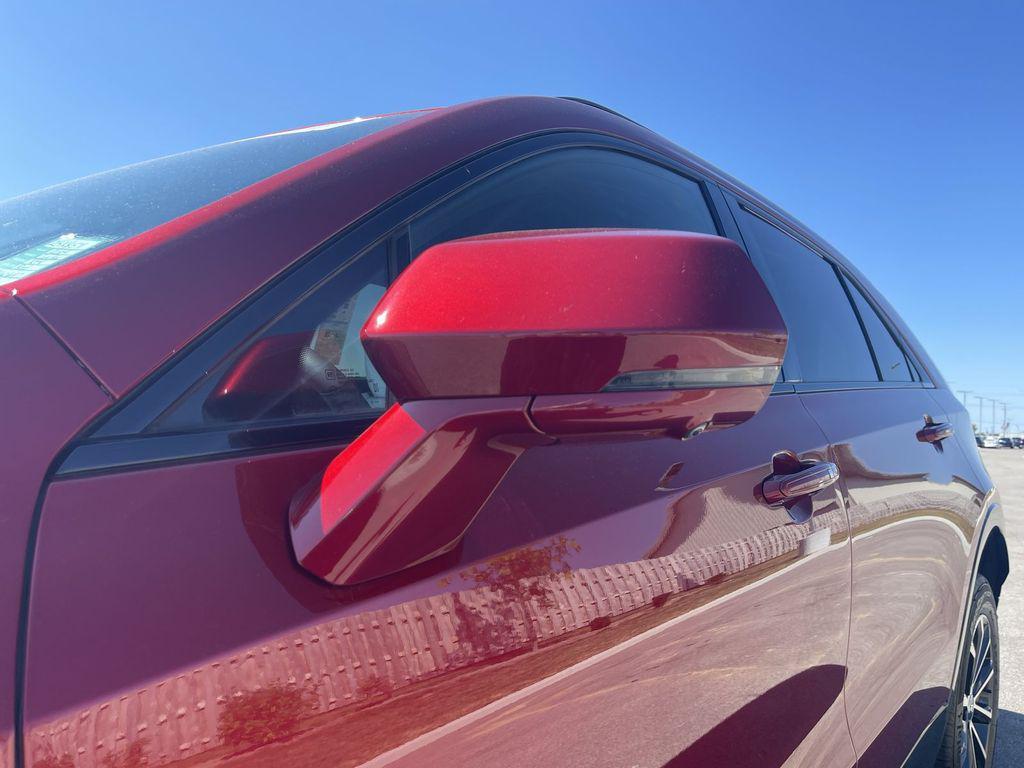 used 2024 Cadillac XT4 car, priced at $40,000