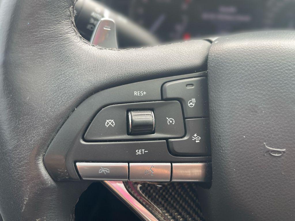 used 2023 Cadillac XT6 car, priced at $42,456