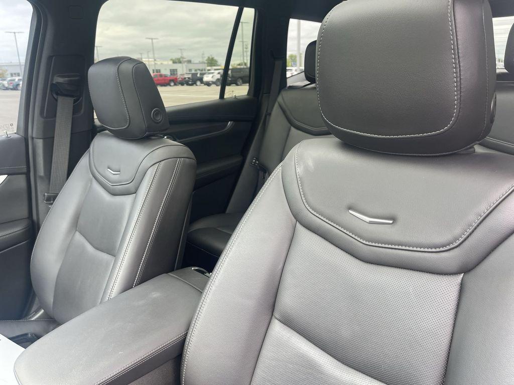 used 2023 Cadillac XT6 car, priced at $42,456