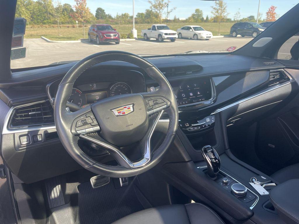 used 2023 Cadillac XT6 car, priced at $42,456