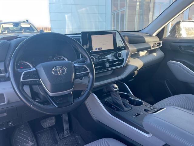 used 2023 Toyota Highlander car, priced at $30,300