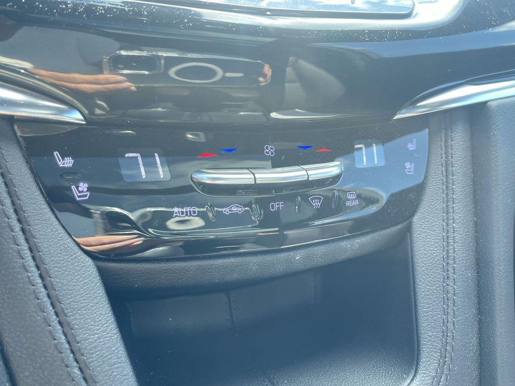 used 2023 Cadillac XT6 car, priced at $47,234