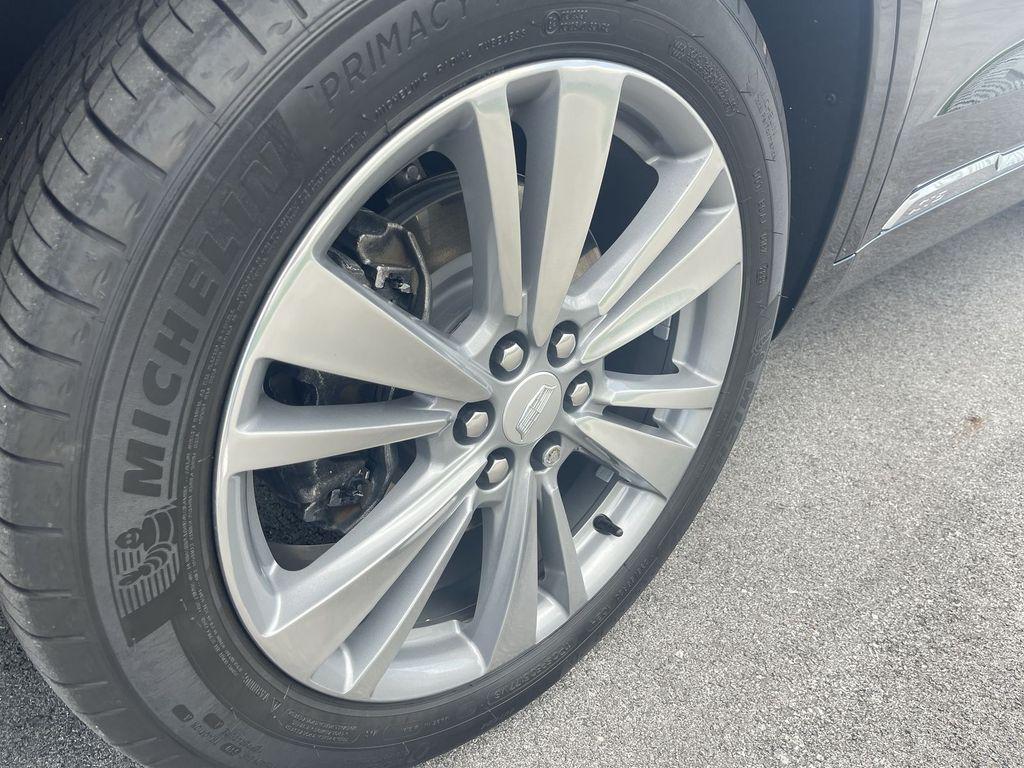 used 2023 Cadillac XT6 car, priced at $43,908