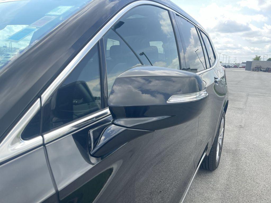 used 2023 Cadillac XT6 car, priced at $43,908
