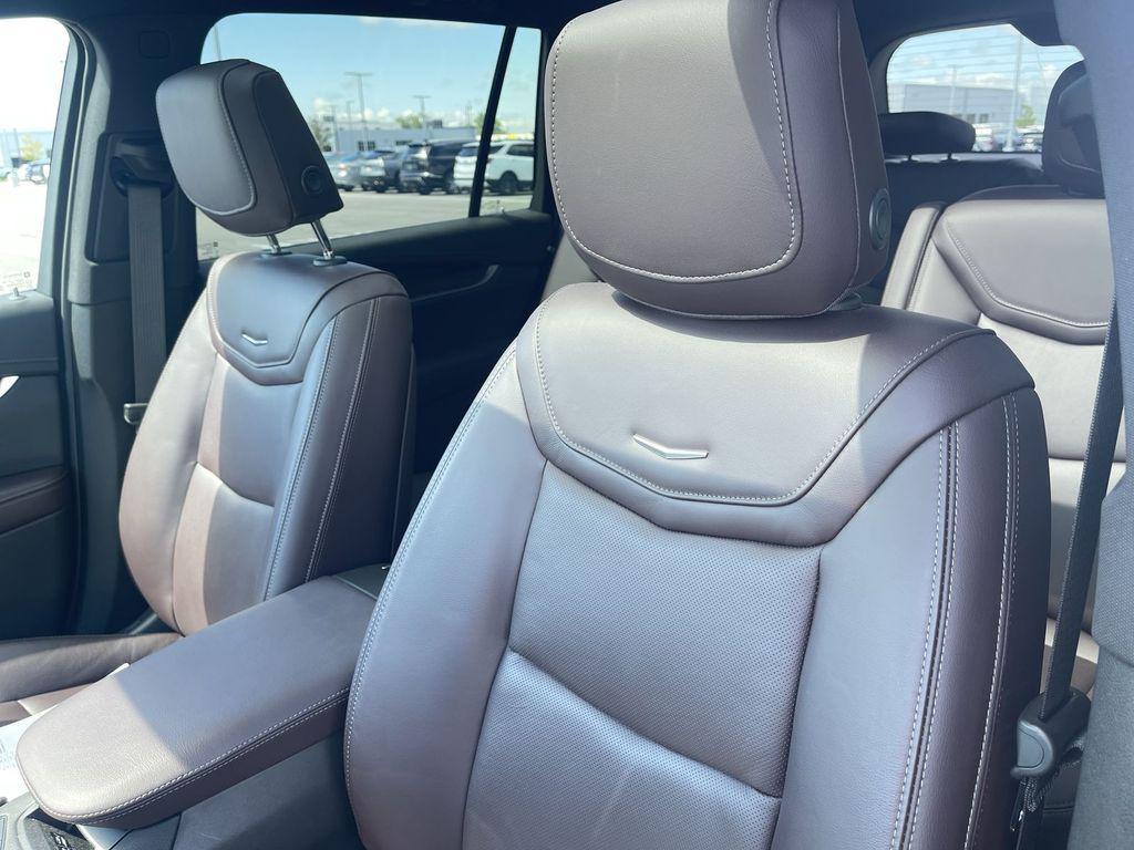 used 2023 Cadillac XT6 car, priced at $47,234