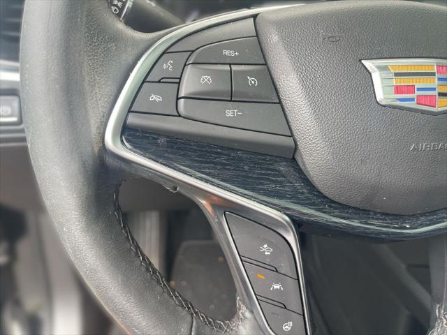 used 2022 Cadillac XT5 car, priced at $29,000