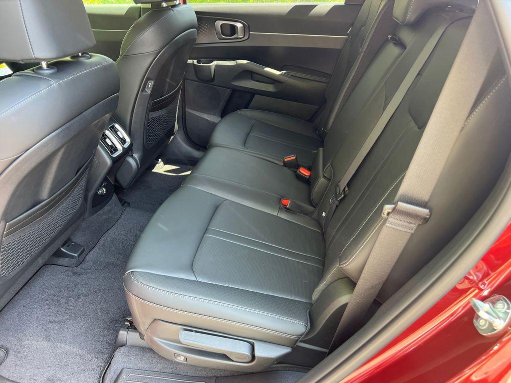 new 2025 Kia Sorento car, priced at $38,200