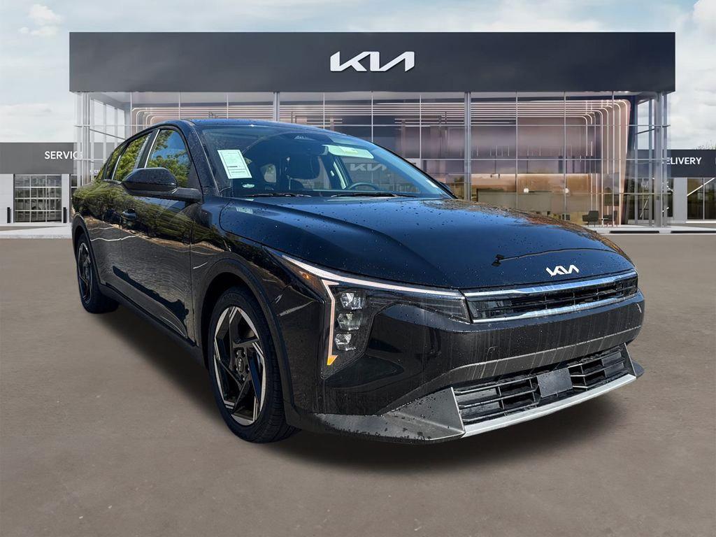 new 2025 Kia K4 car, priced at $24,211