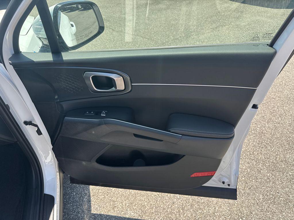 new 2025 Kia Sorento car, priced at $36,580