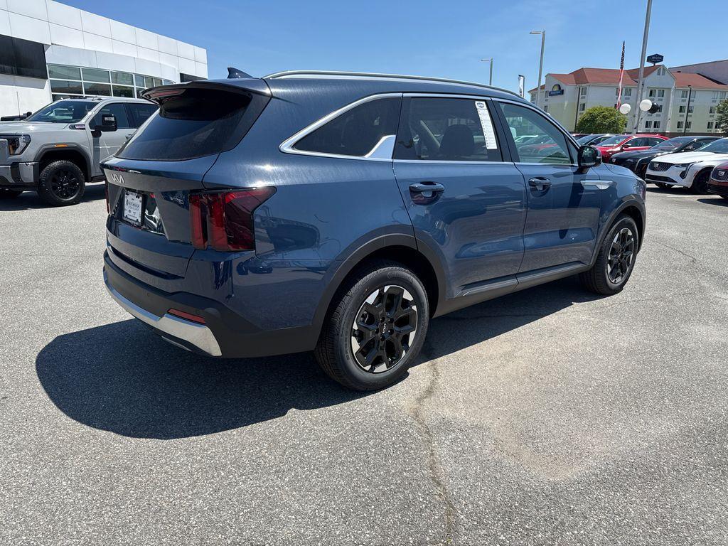 new 2025 Kia Sorento car, priced at $36,523