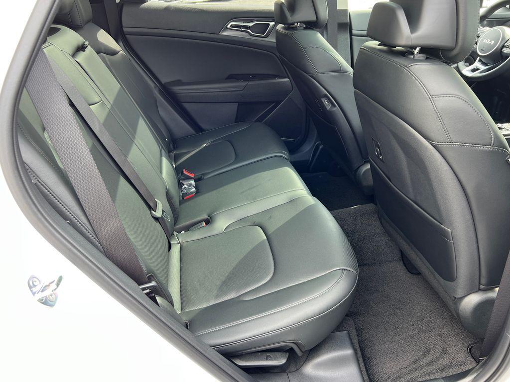 new 2025 Kia Sportage car, priced at $33,488
