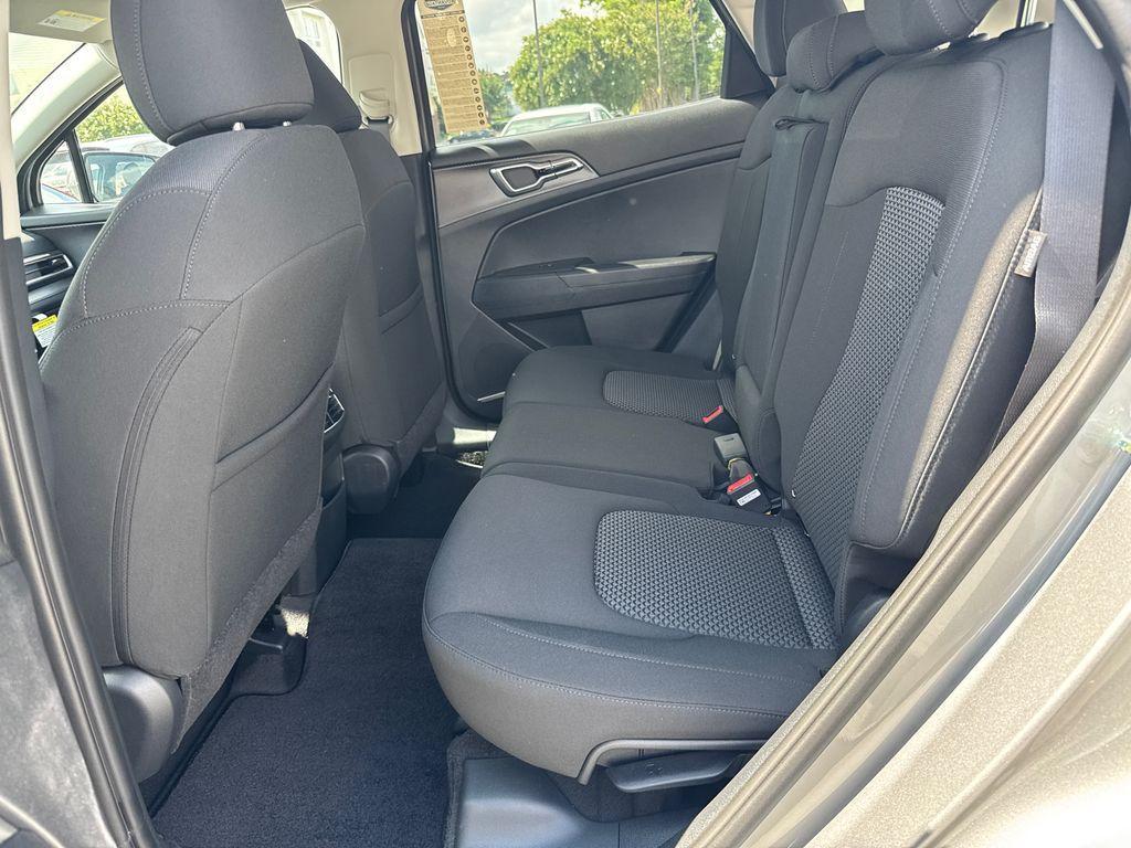 new 2025 Kia Sportage car