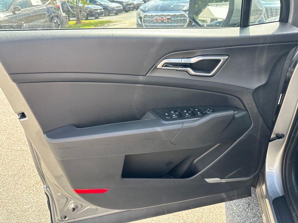 new 2025 Kia Sportage car