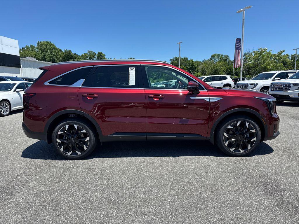 new 2025 Kia Sorento car, priced at $39,691