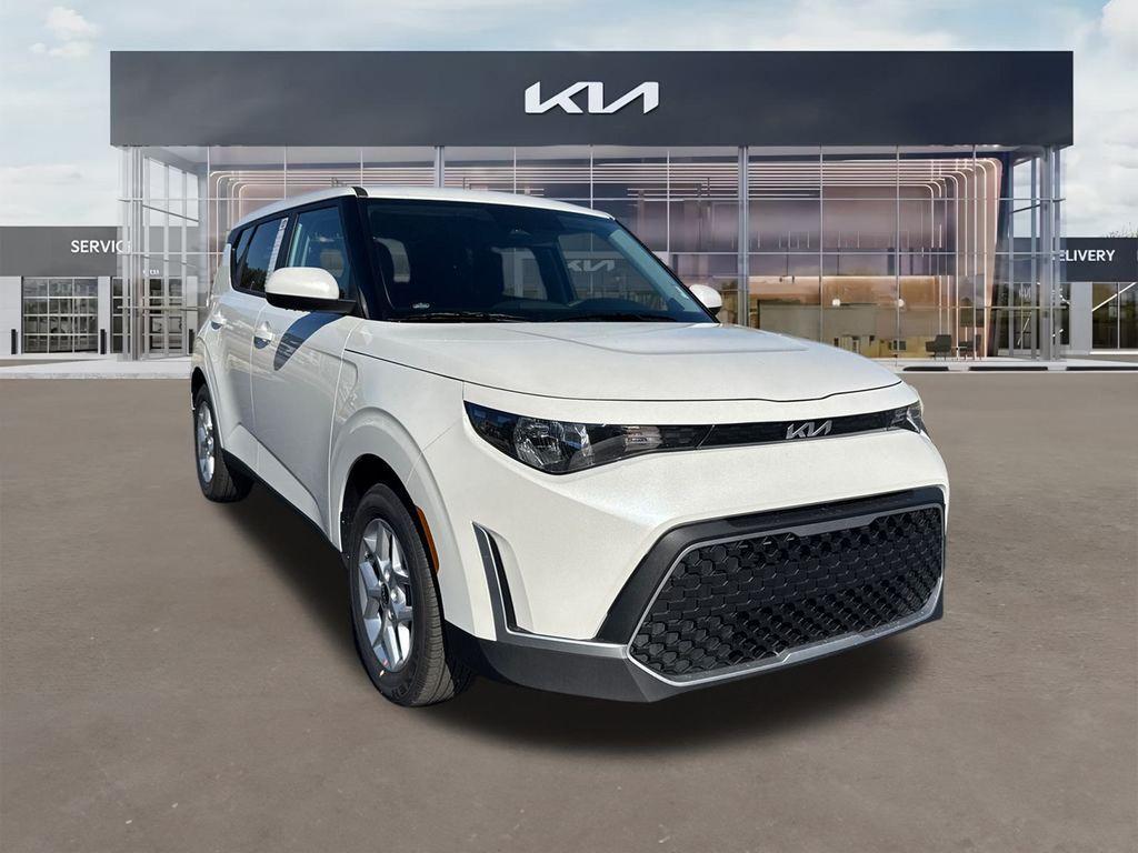 new 2025 Kia Soul car, priced at $21,898