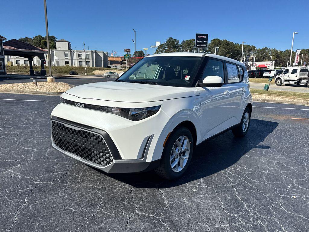 new 2025 Kia Soul car, priced at $21,898