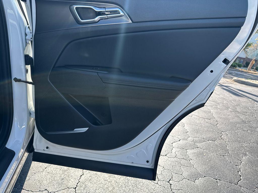 new 2026 Kia Sportage Hybrid car