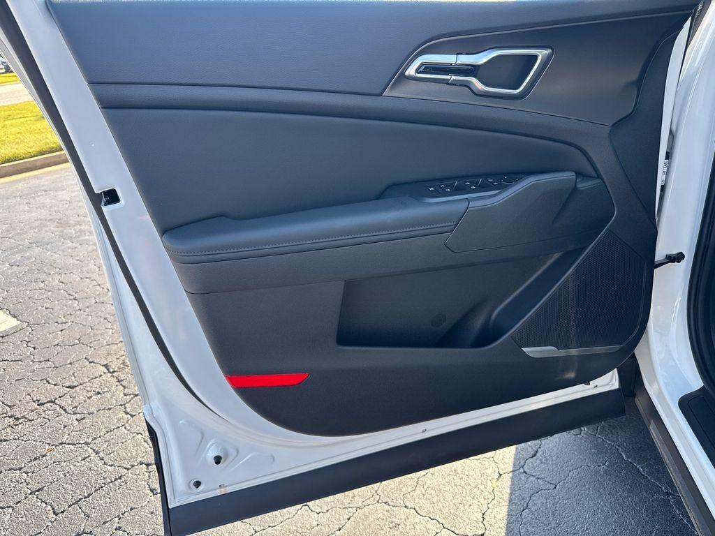 new 2026 Kia Sportage Hybrid car