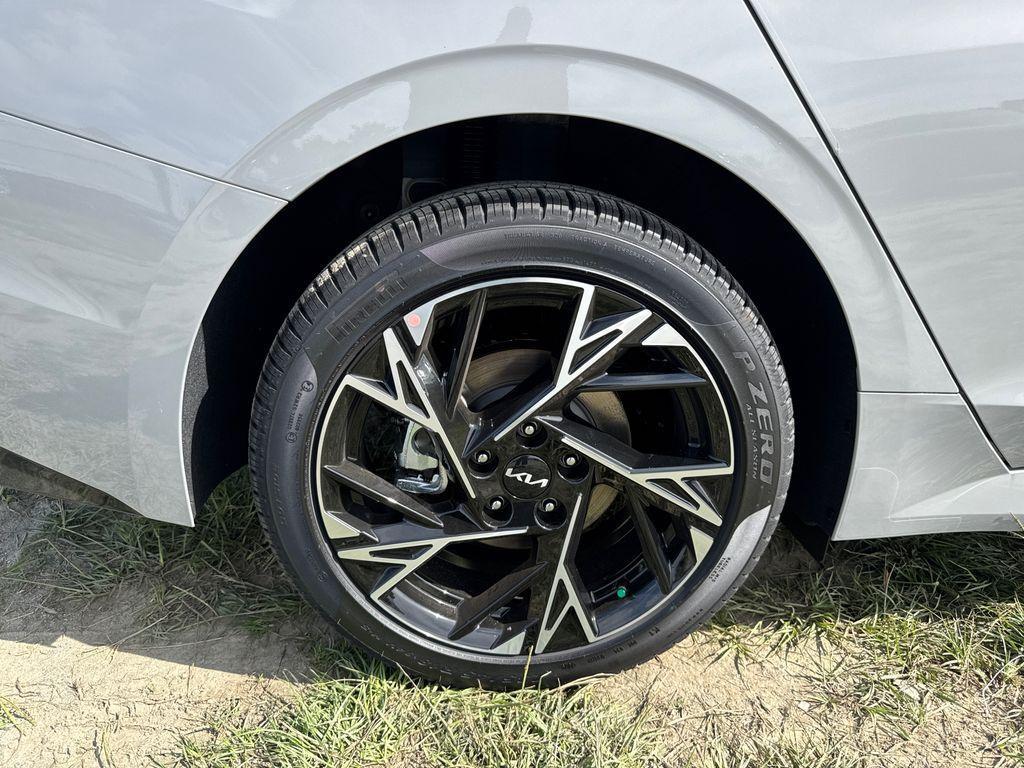 new 2026 Kia K5 car