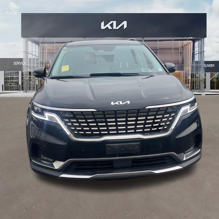 used 2024 Kia Carnival car, priced at $43,598