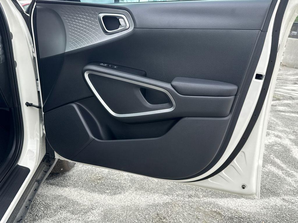 new 2025 Kia Soul car, priced at $23,660