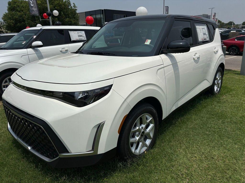 new 2025 Kia Soul car, priced at $23,660