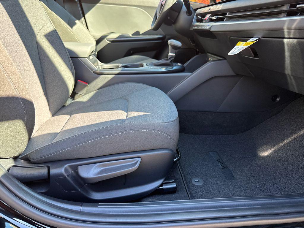 new 2025 Kia K4 car, priced at $23,503