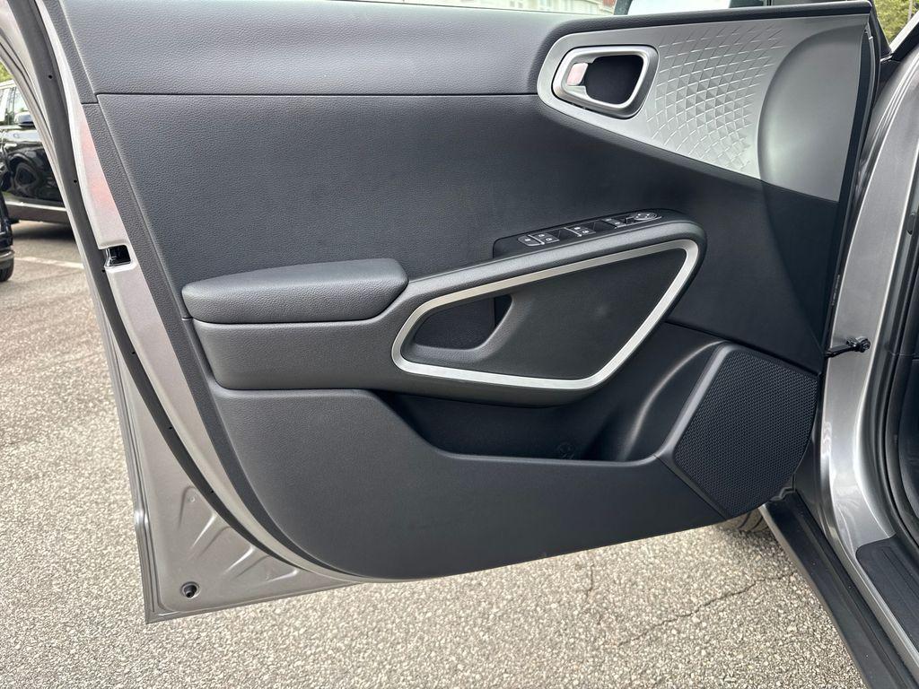 new 2025 Kia Soul car, priced at $23,470