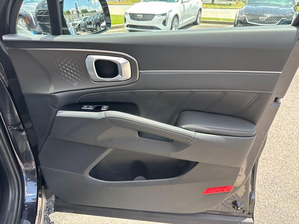 new 2025 Kia Sorento car, priced at $41,667