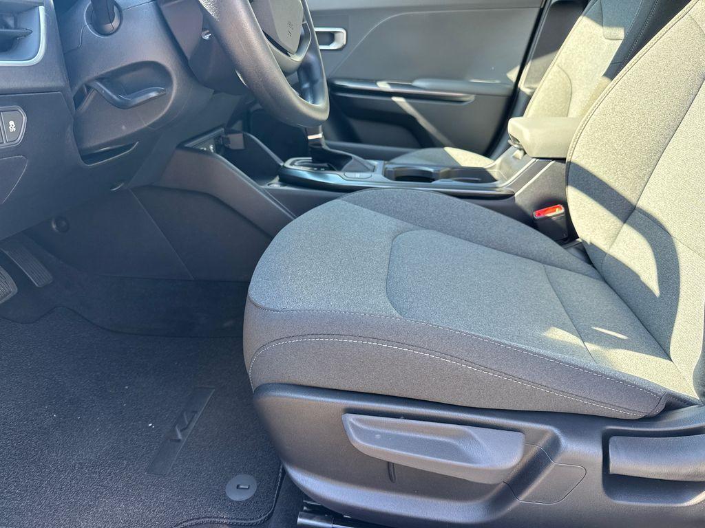 new 2025 Kia K4 car, priced at $23,755