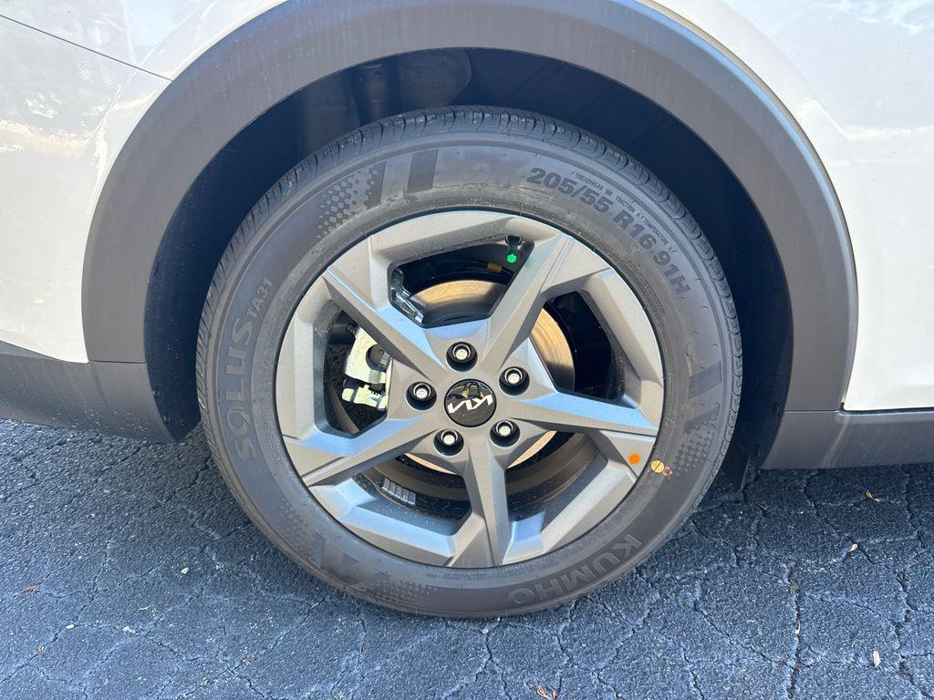 new 2025 Kia K4 car, priced at $23,755
