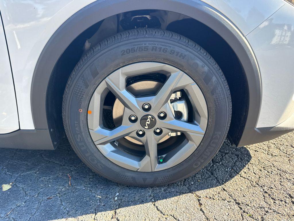 new 2025 Kia K4 car, priced at $23,755