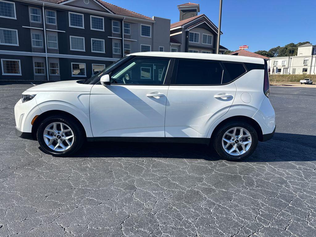 used 2024 Kia Soul car, priced at $15,898
