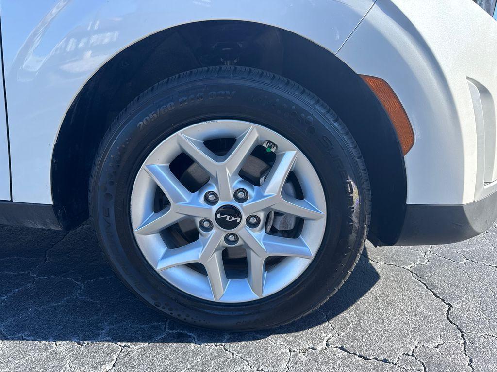 used 2024 Kia Soul car, priced at $15,898